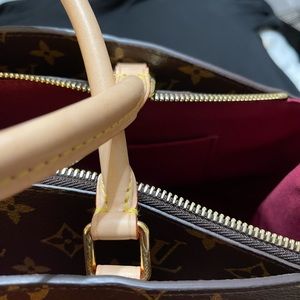 Authentic LV monogram hand bag, Grand Palias